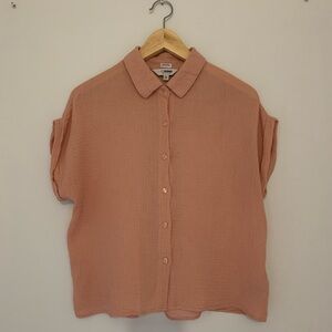 Cropped Shirt, Peachy colour, Button down, Size small